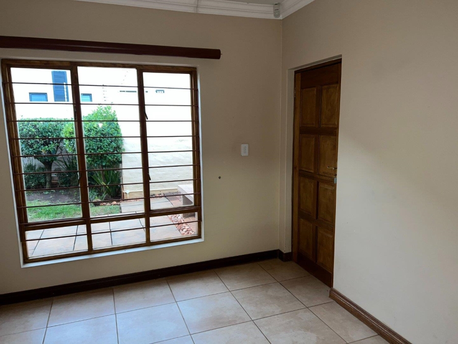To Let 2 Bedroom Property for Rent in Die Bult North West
